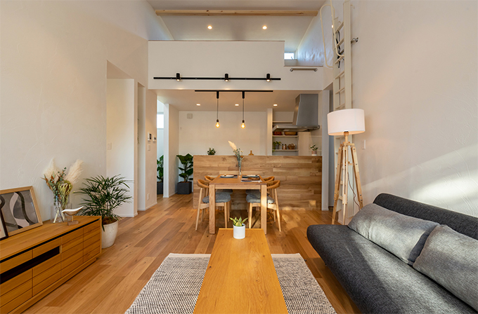 スマトチ　スヴァーリエヒュース株式会社